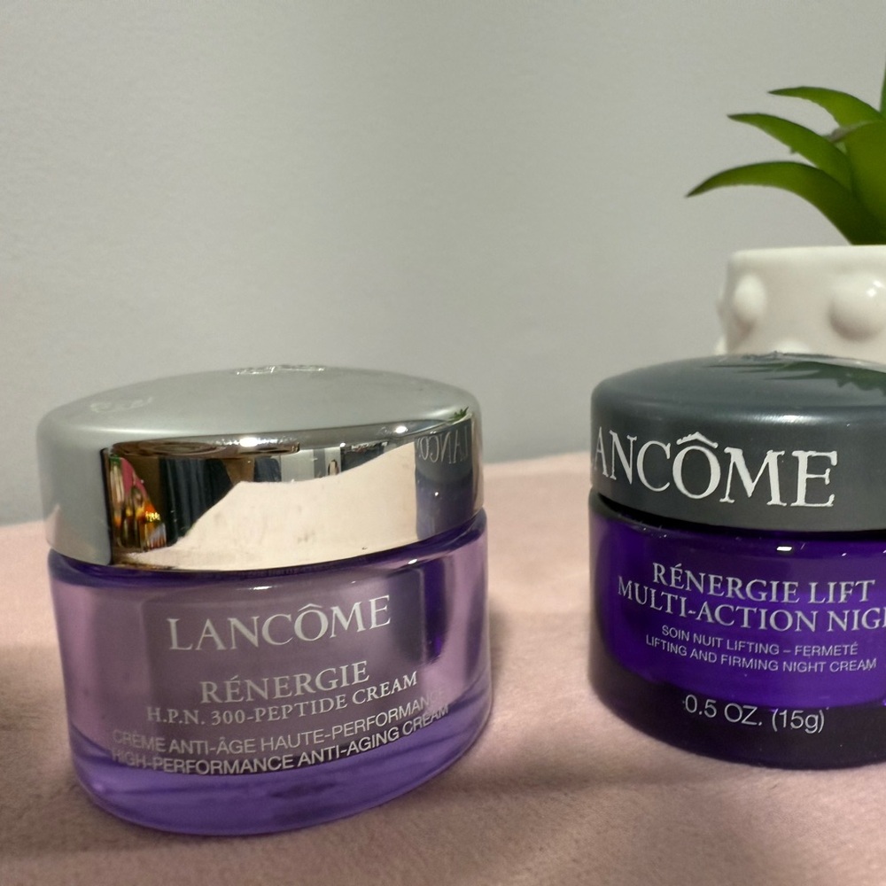 Lancome Rénergie Lift Multi-Action Night Cream - Purple and Silver